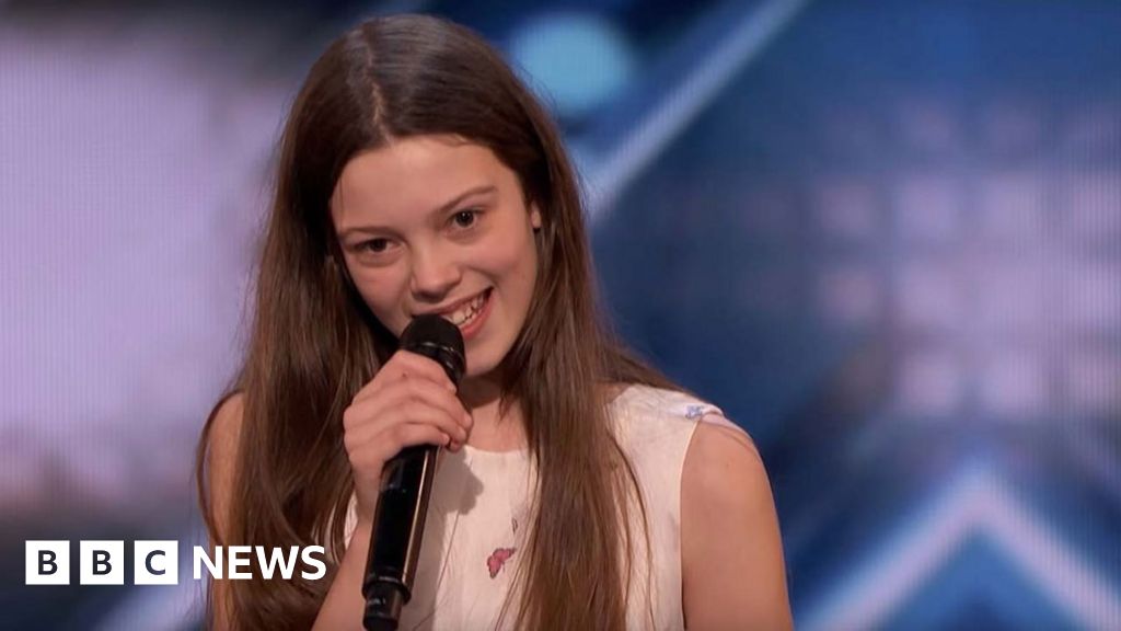 Courtney Hadwin British teenager through to America's Got Talent final