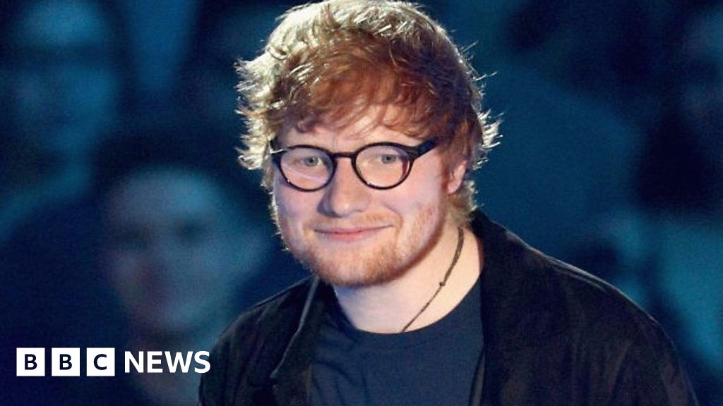 Ed Sheeran back on stage after 'depressing six weeks'