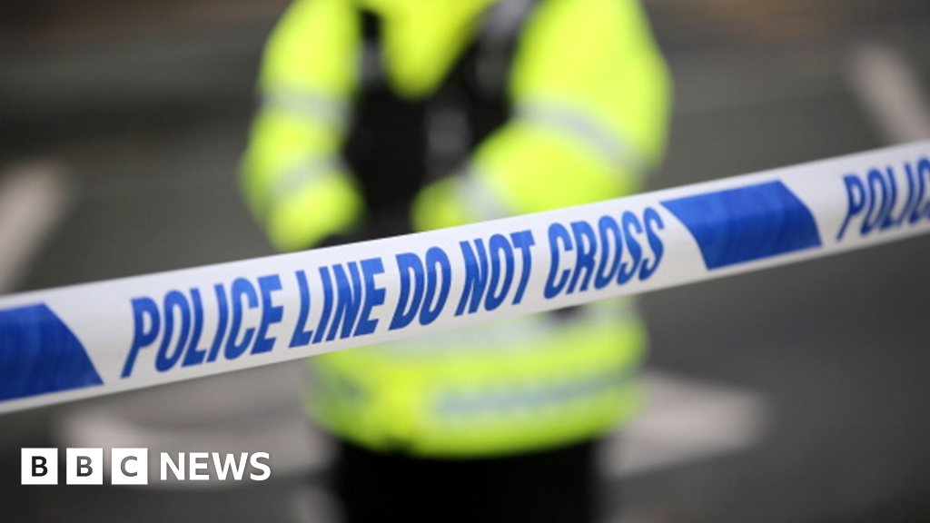 Trains halted after suspicious package found near Stockport station | Manchester News Trains halted after suspicious package found near Stockport station | Manchester News