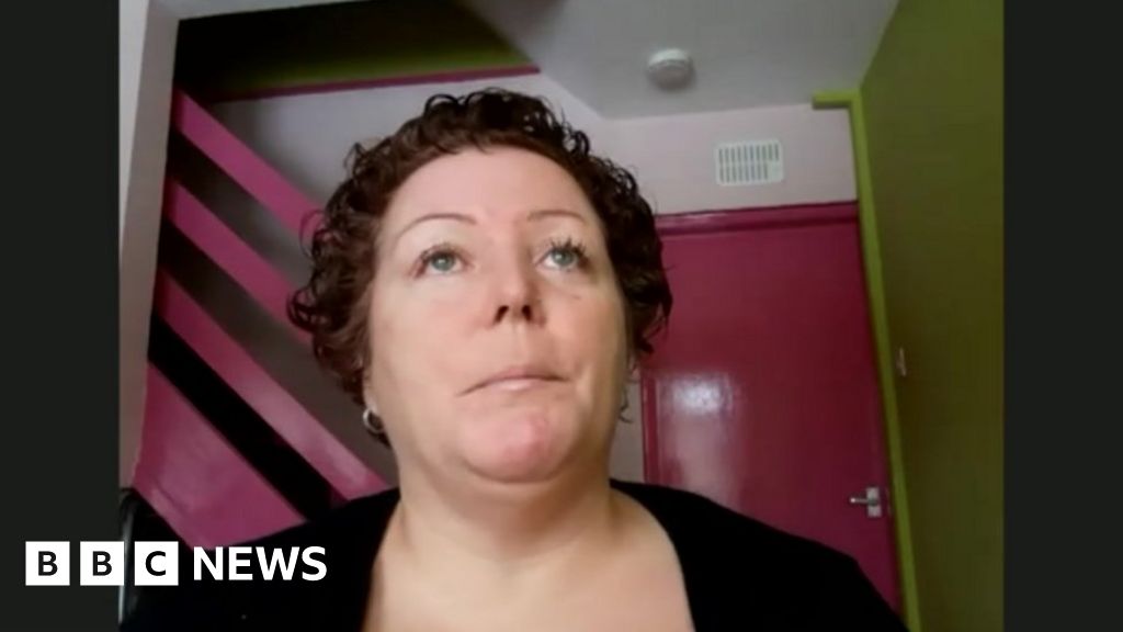 Coronavirus: Wolverhampton shop worker 'spat at and threatened' - BBC News