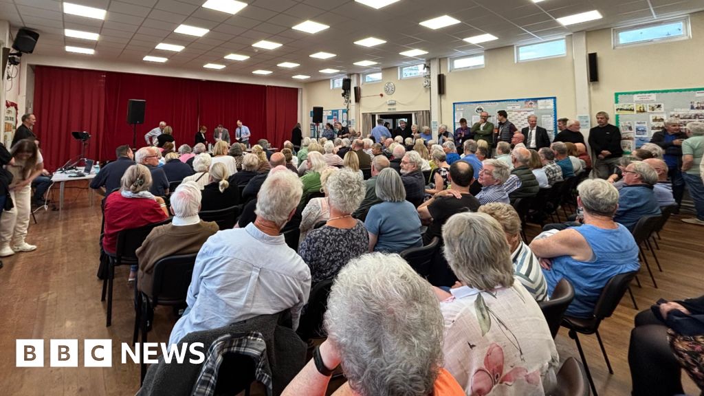 bbc.co.uk - Emma Draper - Plans to return Isle of Man hospital services 'in full force