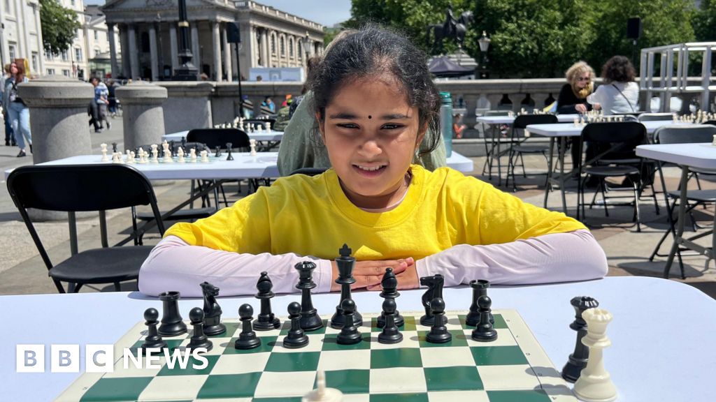 London chess prodigy, 10, becomes youngest female international master