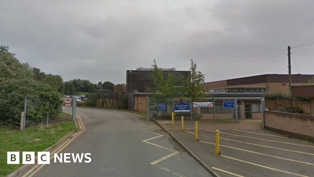 Middleton Cheney teacher banned for online pupil photos - BBC News