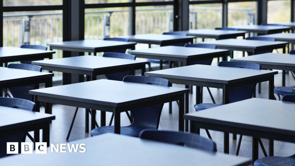 US student suspended for filming teacher using racial slur