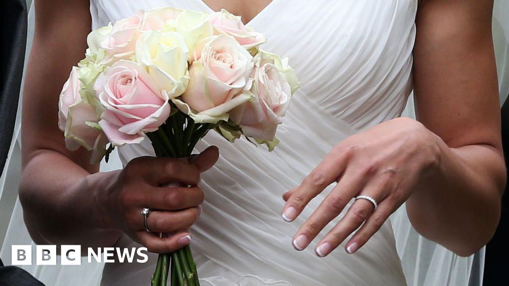 Couples seek 'value for money' wedding ceremonies