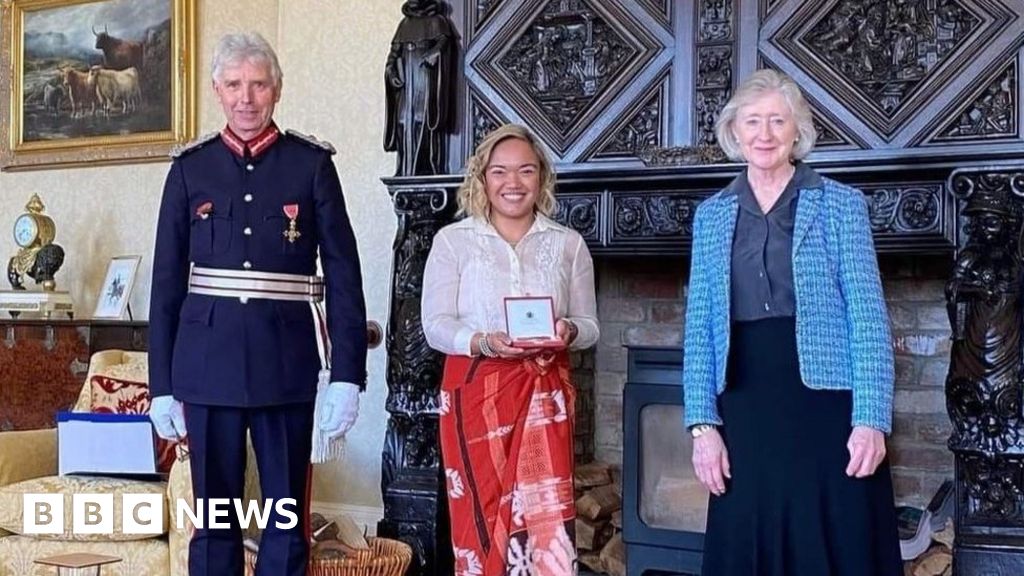 british-filipina-bem-awardee-elected-to-tetbury-town-council