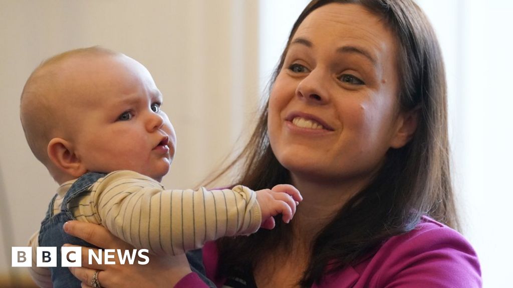 Kate Forbes My Postnatal Depression Led To Extreme Terror Bbc News 