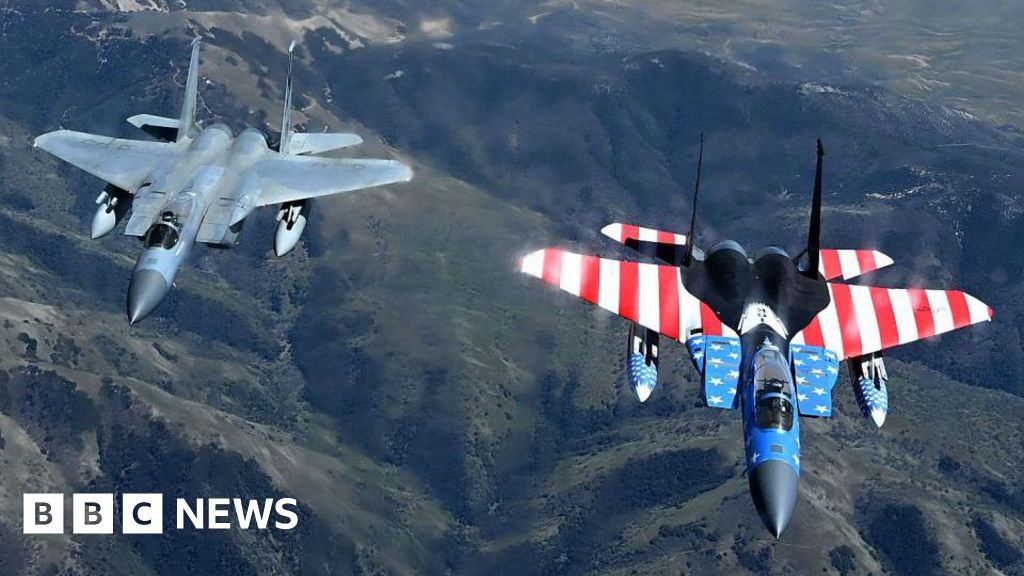 Boeing defence workers set to strike in new blow to aviation giant