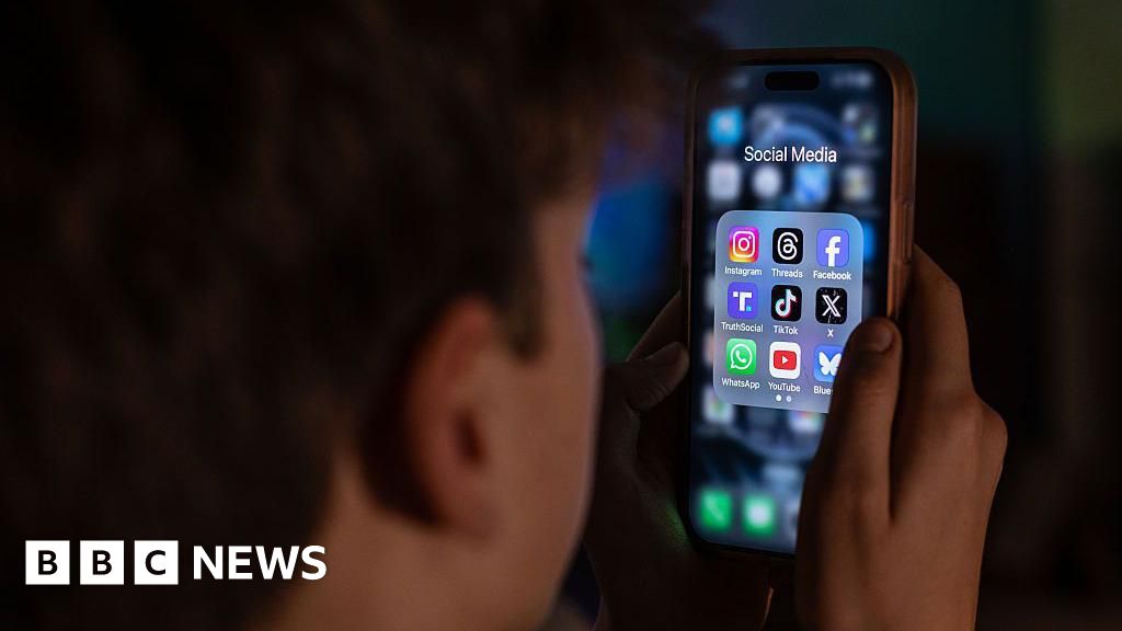 Yorkshire experts debate a social media ban for under-16s