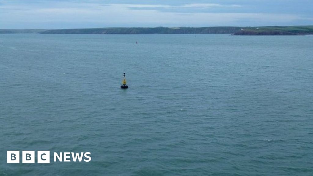 Five fishermen rescued after boat sinks off Milford Haven BBC News