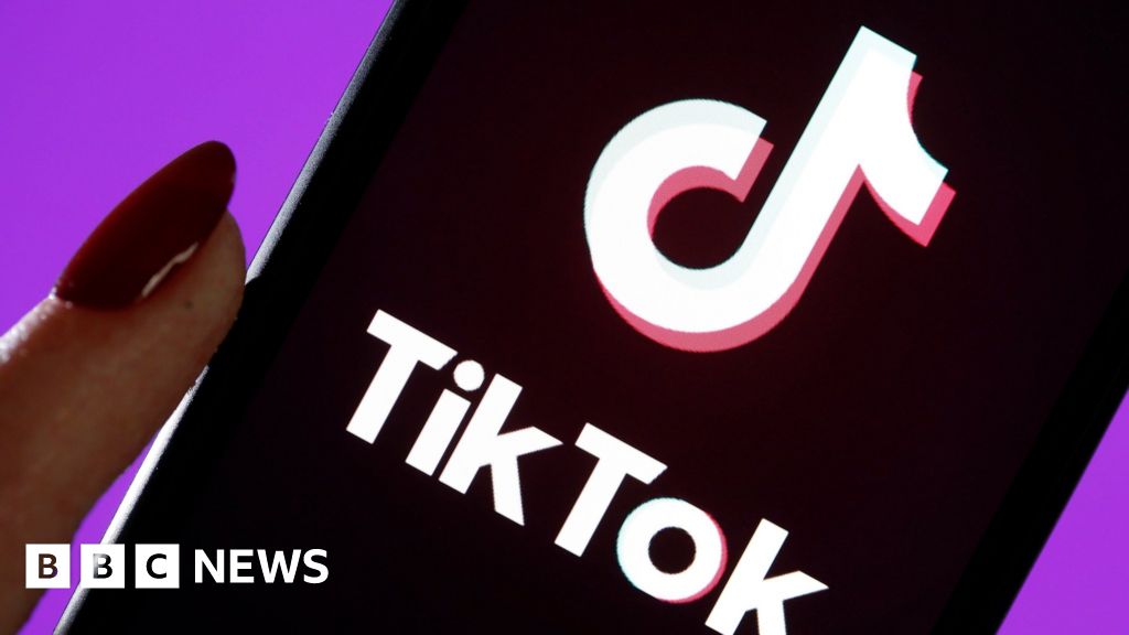 Google deletes millions of negative TikTok reviews - BBC News