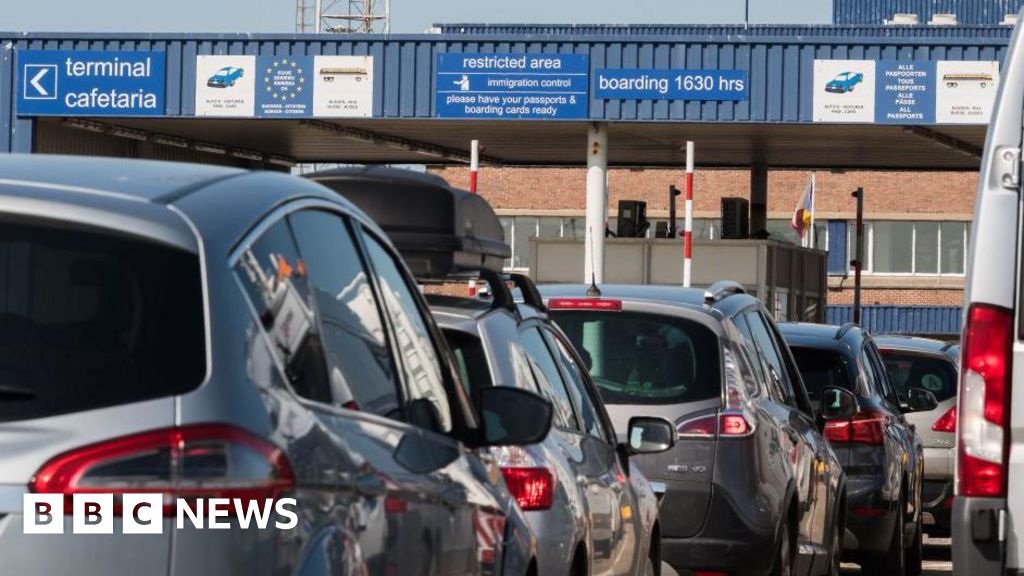 UK citizens will have fingerprints and faces scanned at EU border from 12 October