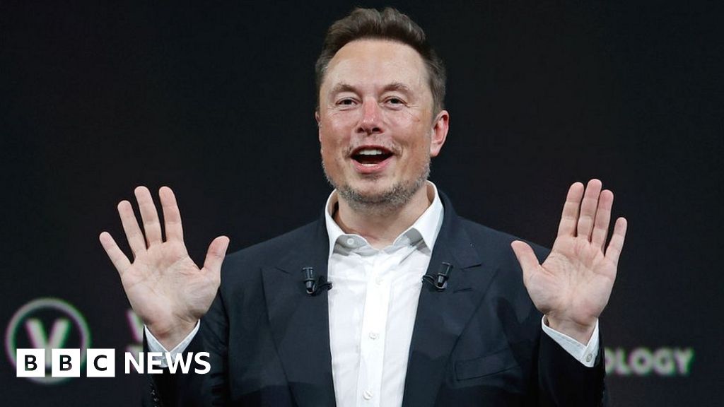 Elon Musk: Tesla delivers a record number of cars after price cuts