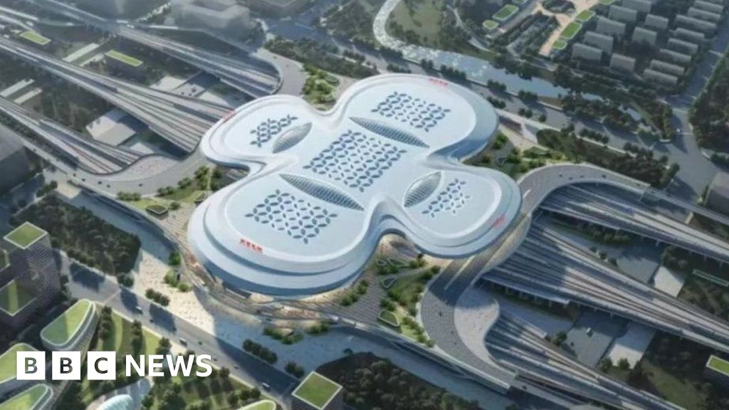 الصين: الإنترنت مبهج بتصميم مبنى “الفوط الصحية”.