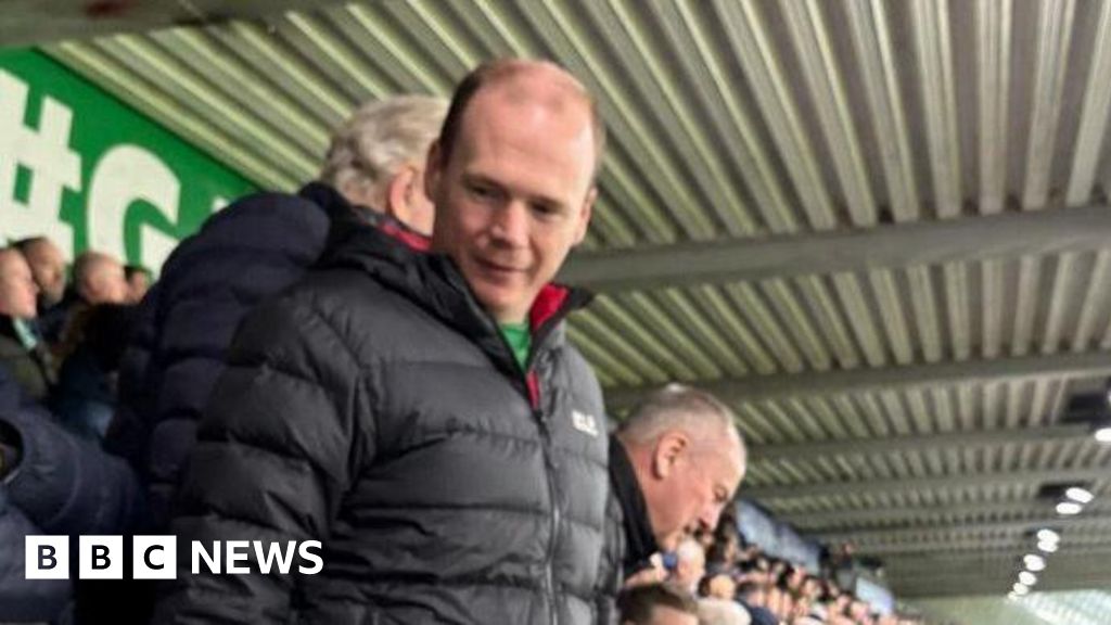 Minister attends NI-Belarus match despite government guidance