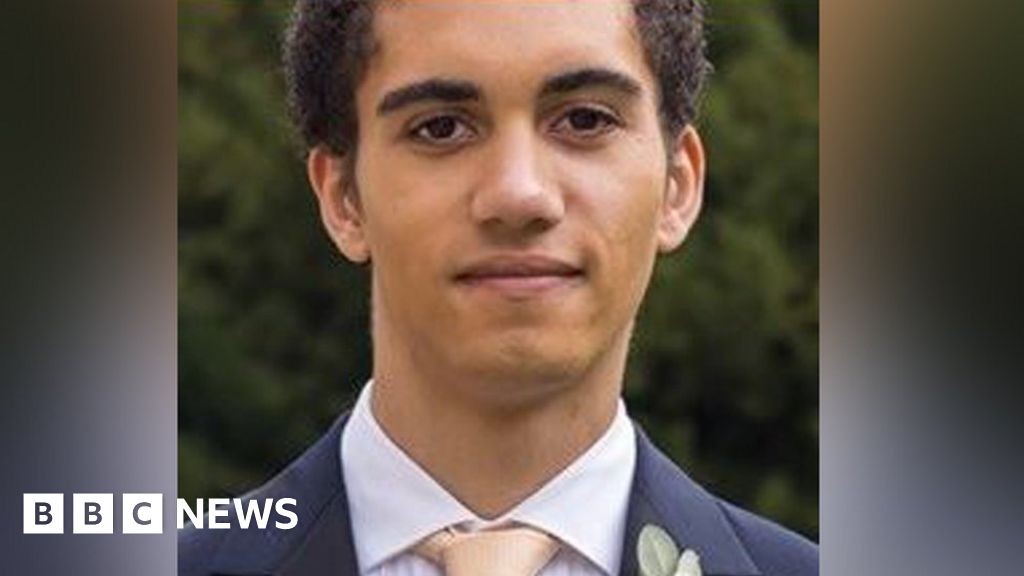 Harvey Parker: Body recovered from Thames is missing student