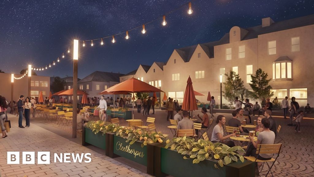 bbc.co.uk -  Ivan Morris Poxton - No consultation on changes to Cleethorpes Market Place revamp