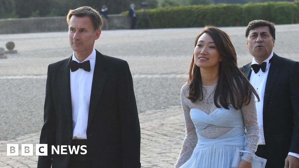 Why Jeremy Hunts Japanese Wife Gaffe Is A Bad Mistake Bbc News 