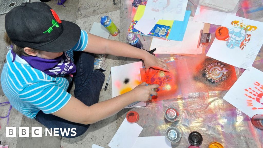 Mexicans post 'happy images' for murdered woman