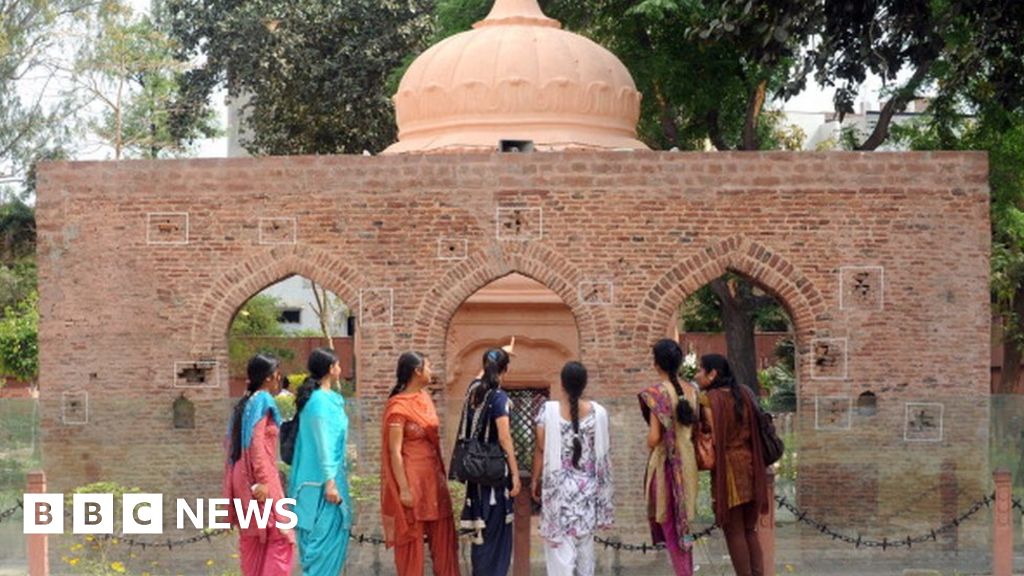 Viewpoint: Should Britain apologise for Amritsar massacre?