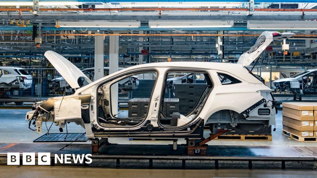 UK car making plunges to lowest for more than 70 years