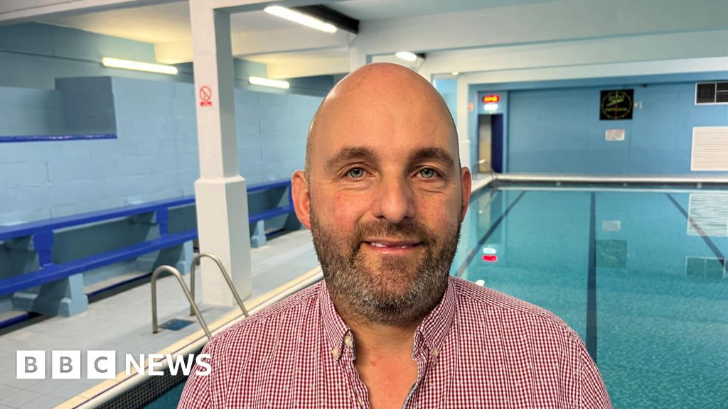 Chatteris community swimming pool to reopen in January
