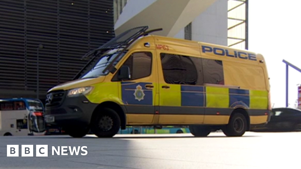 Merseyside Police officer sacked over murder scene selfies