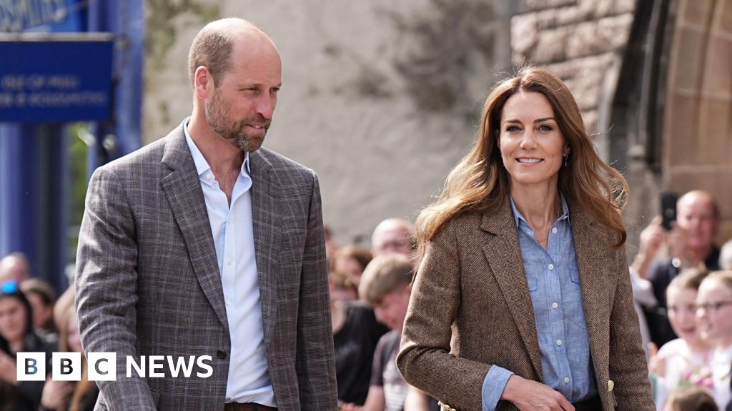 Prince William and Catherine win legal battle over ski holiday pictures