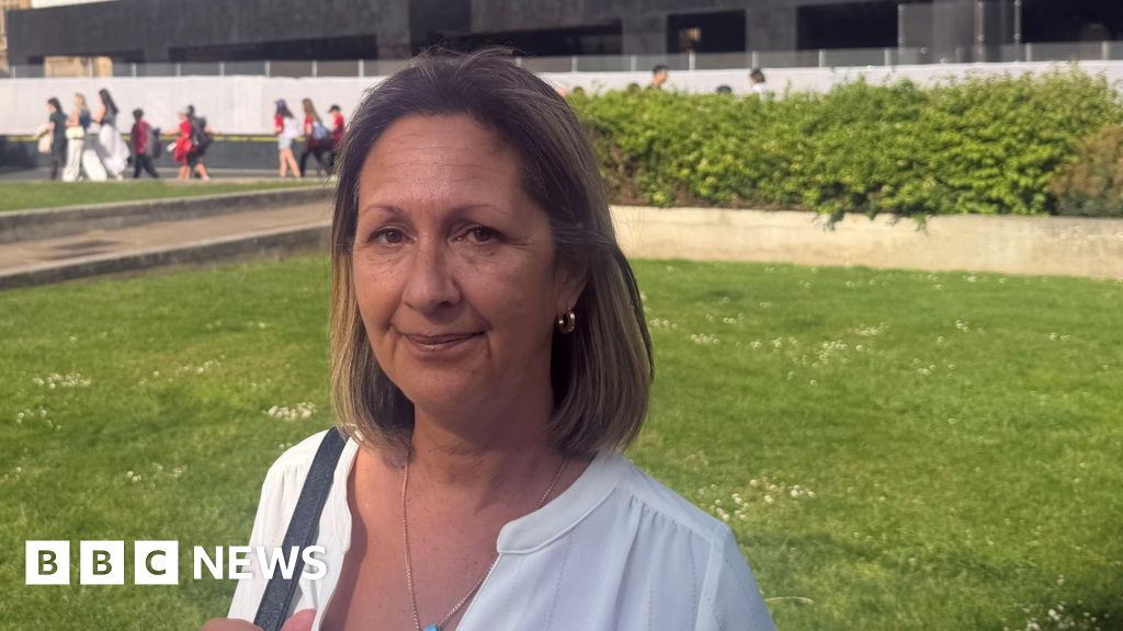 'Scared to go to work': Shop assistant tells MPs about customer abuse