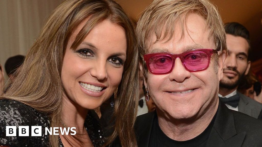 Elton John gibt den Gästen einen Vorgeschmack auf die erste Musik von Britney Spears seit 2016