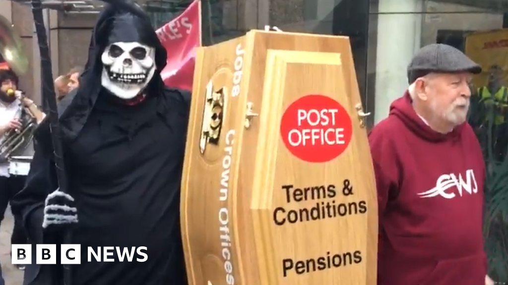 Post Office strike to disrupt Christmas mail, says union BBC News
