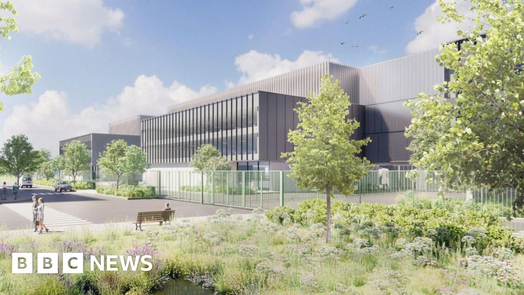 Pinewood Studios submits £1bn data centre plans Buckinghamshire