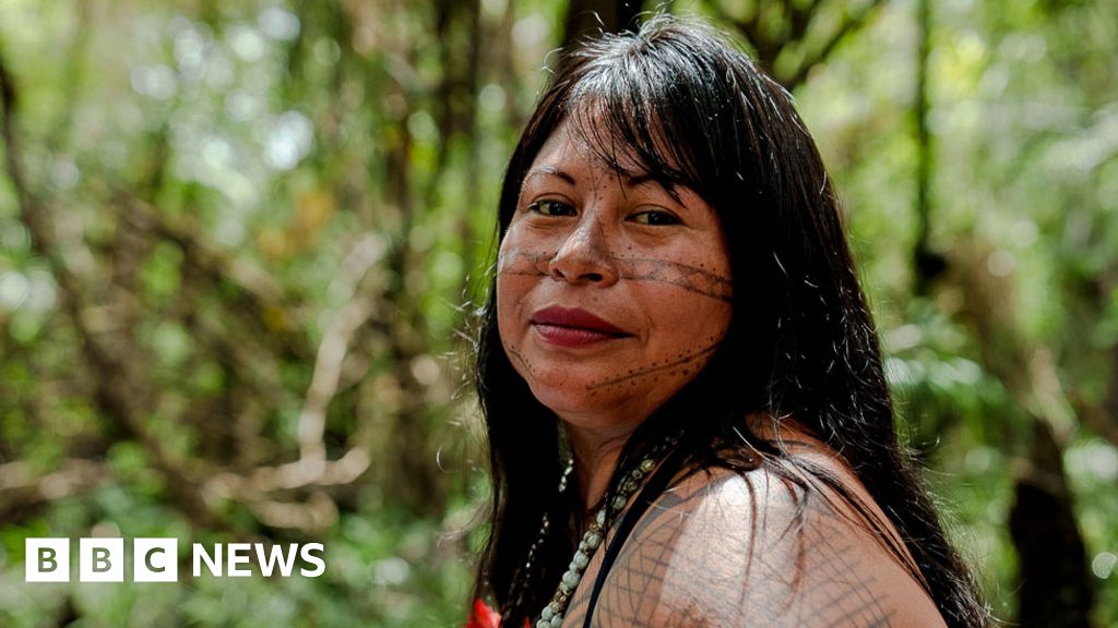 Indigenous woman who stopped mining giant wins prize - BBC News