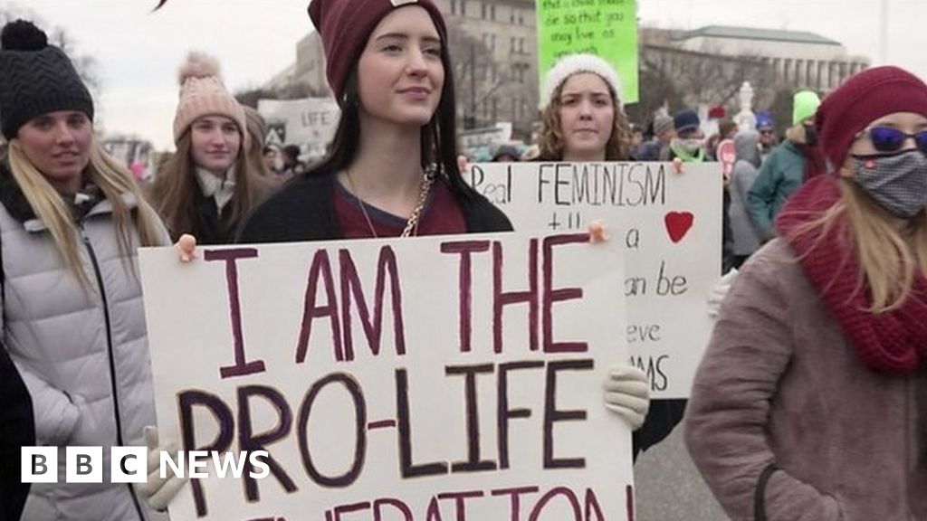 Gen Z marchers praying for an end to US abortion