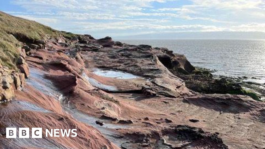 Hilbre Island: Plan for art and science centre on nature reserve