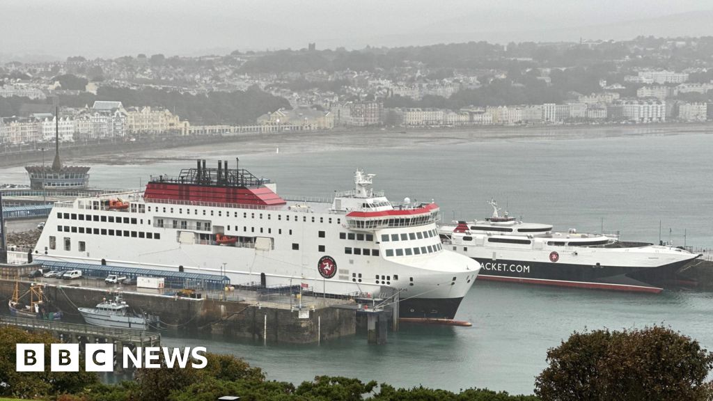 Heavy Rain, Strong Winds Trigger Warnings South Island, Lower North