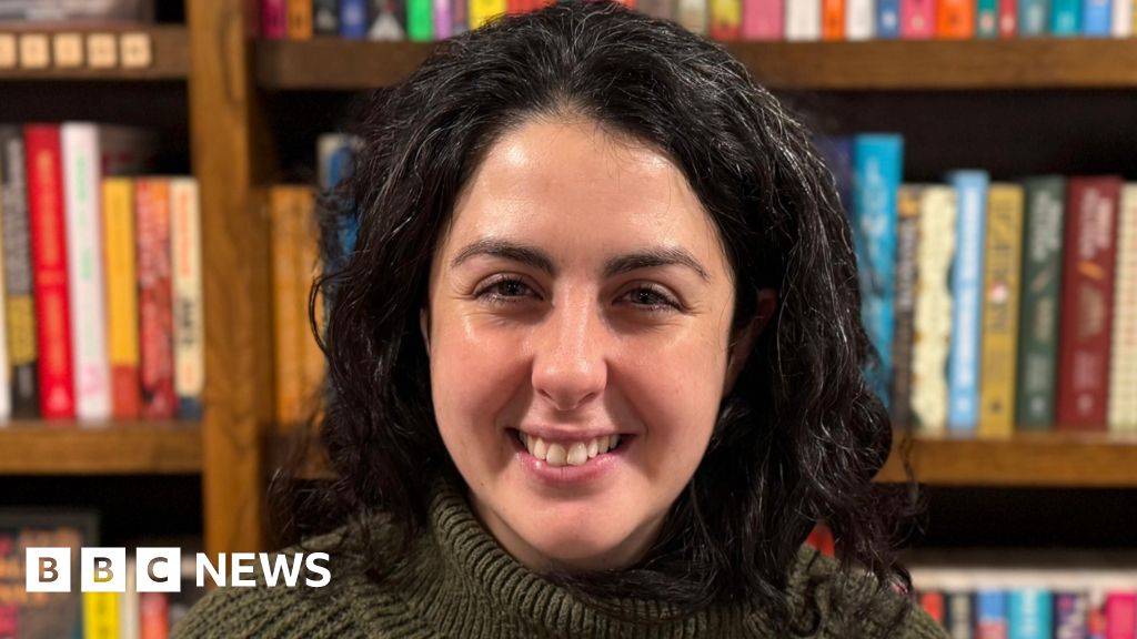 bbc.co.uk - Elliot Deady - Manningtree residents on life in the UK's coolest postcode - BBC News