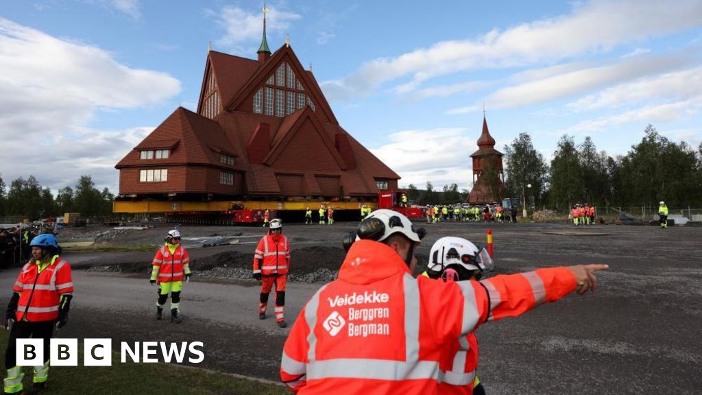 Entire church begins two-day journey across Swedish city