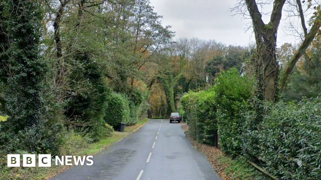 Skelmersdale crash Man dies as car hits tree BBC News