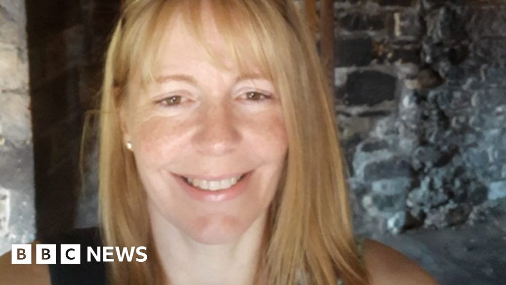 Boston Specsavers crash victim named - BBC News