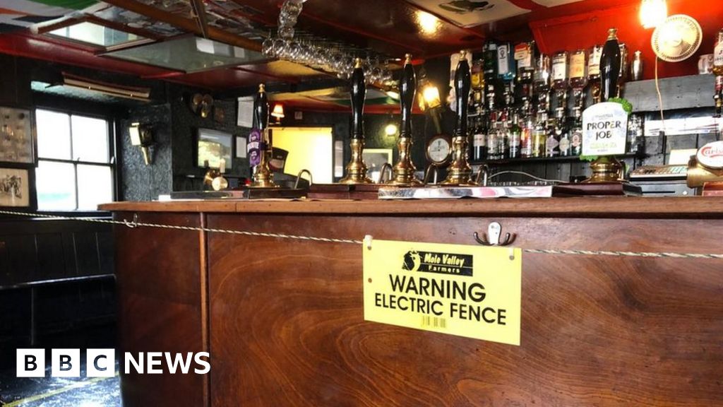 Coronavirus: Pub landlord installs electric fence around bar