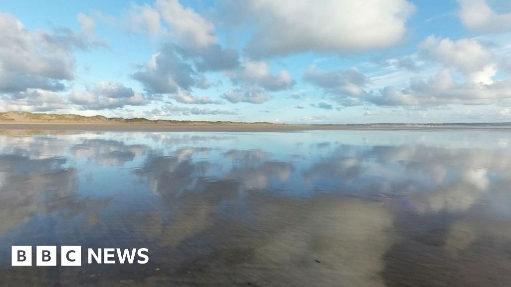 Man killed while kitesurfing in high winds