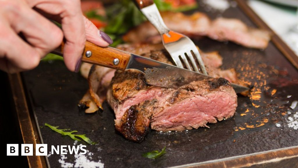 Low-carb diets could shorten life, study suggests