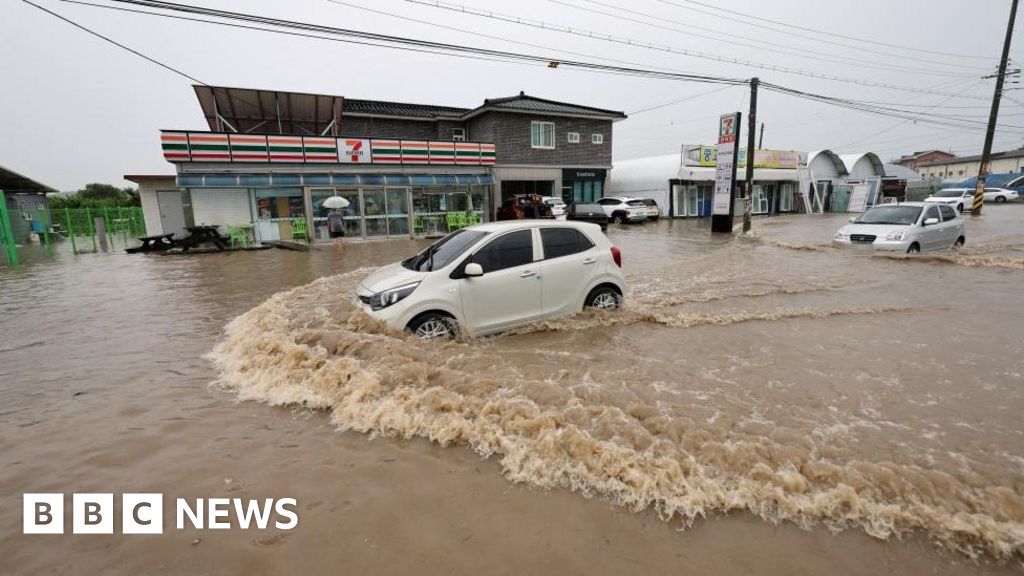 S Korea floods leave at least 20 dead as thousands forced to evacuate