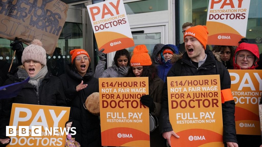 Calls for talks to end junior doctors' strikes