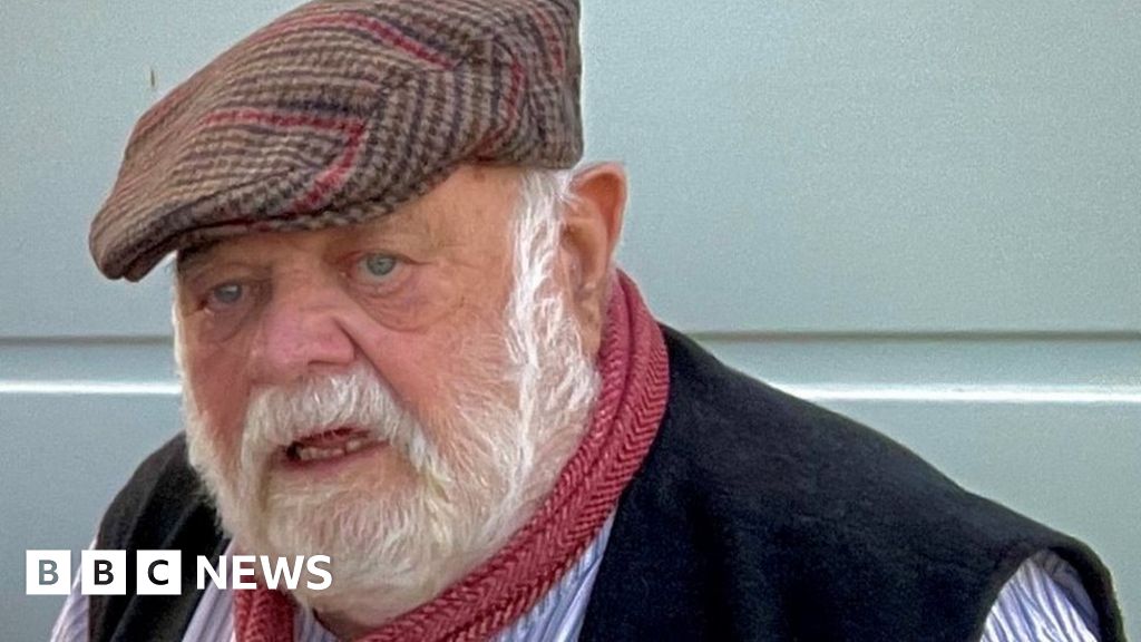 John Morgan: Wurzels drummer dies after contracting Covid