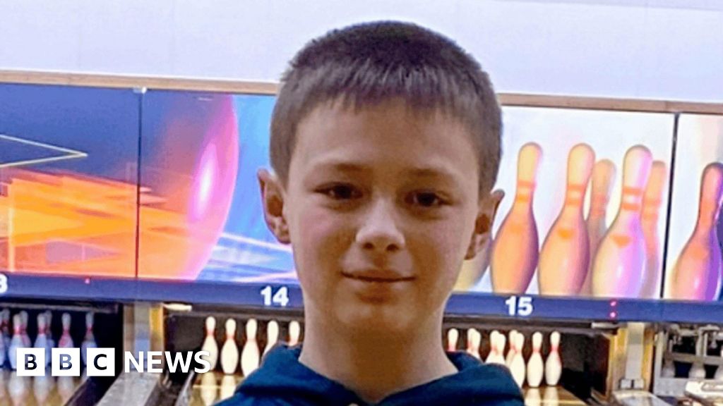 16 Year Old Cheer Captain Stabbed To Death Leo Ross stabbing: Boy, 14, in court accused of murder