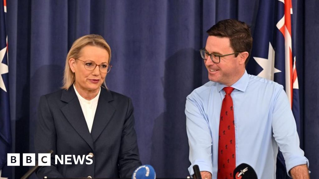Australia: Liberal-National coalition reunite a week after split