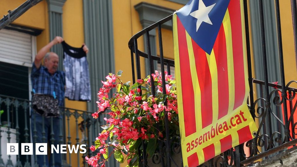 Catalonia Parliament Approves Independence Referendum