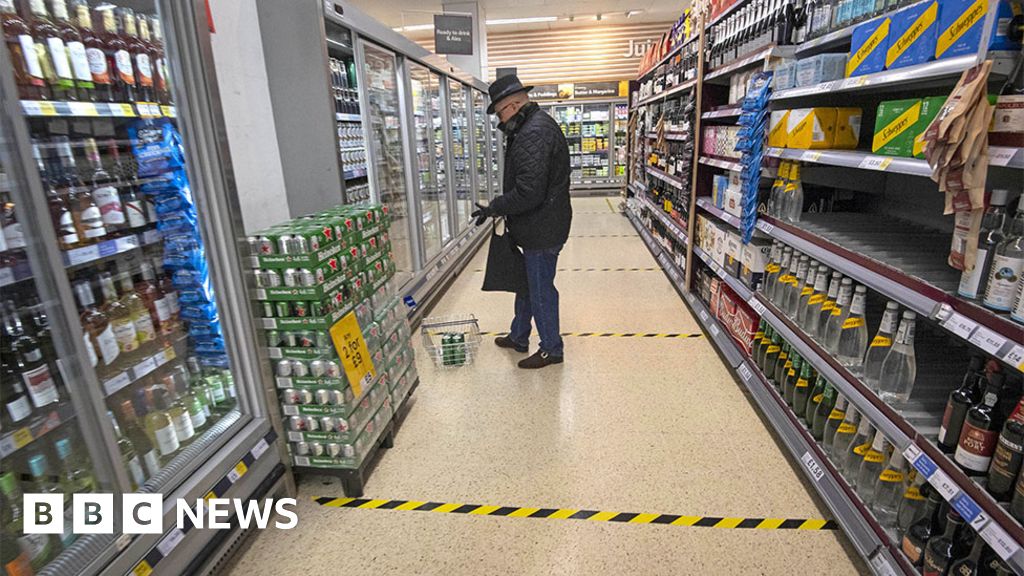 Coronavirus: How can I shop or supplies, and snacks come stalls safe?